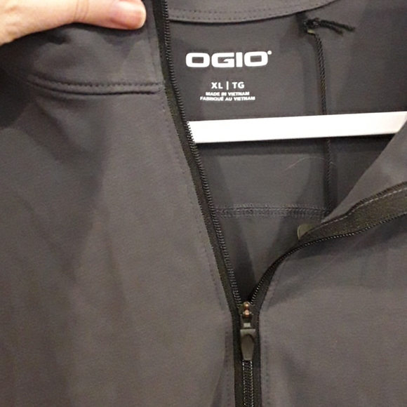 OGIO pullover - Picture 2 of 7